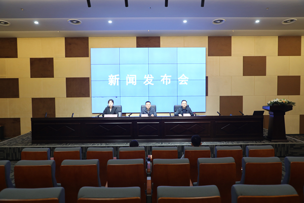 實施好新一輪農(nóng)村公路提升行動持續(xù)推動“四好農(nóng)村路”高質(zhì)量發(fā)展的實施意見政策解讀新聞發(fā)布會